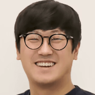Moon Lee